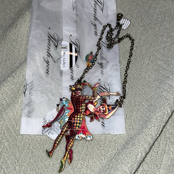 Circus flyers necklace - Picture 5 of 6